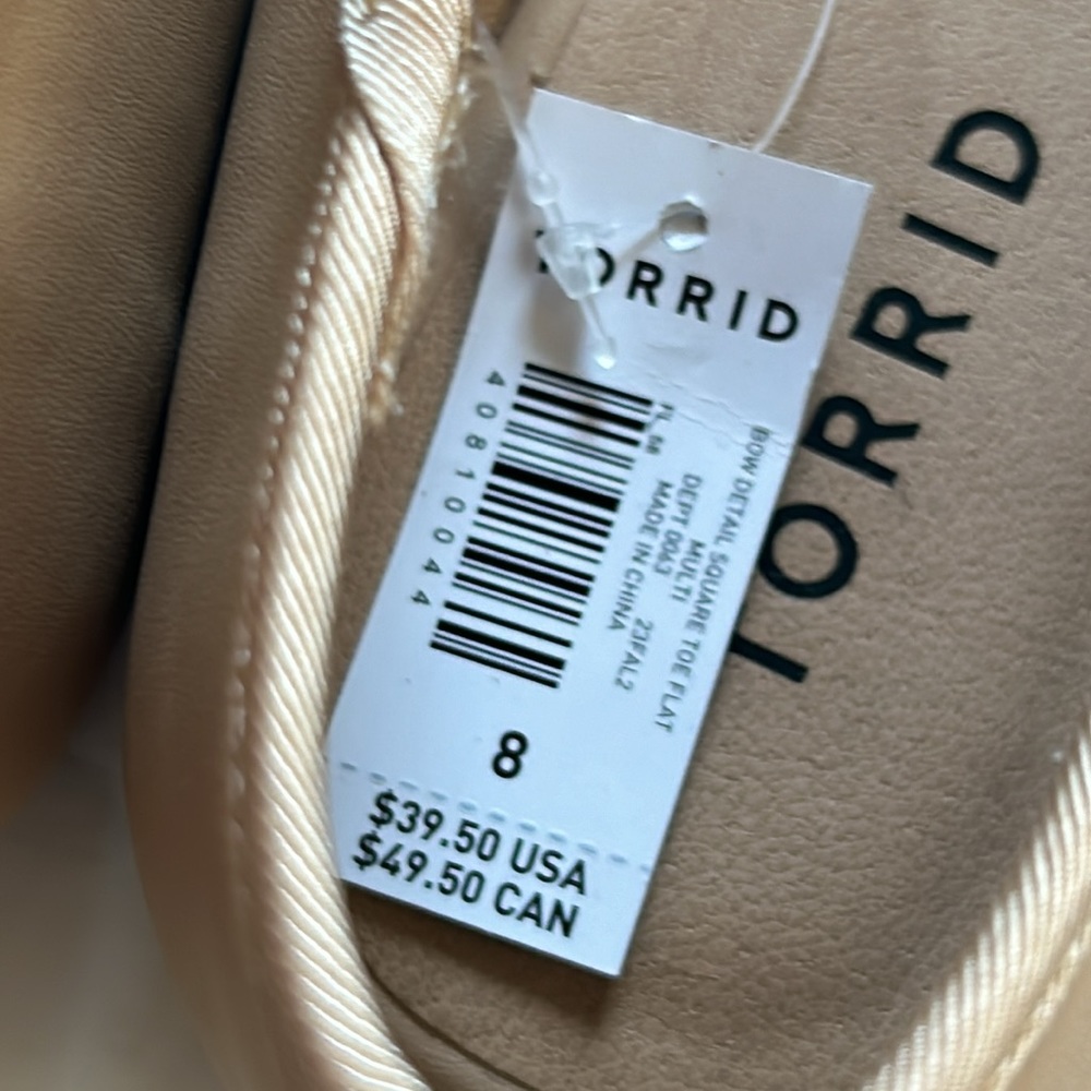 NWT Torrid Bow Detail Square Toe Flat (WW) - Picture 9 of 10